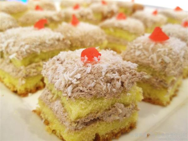 中西糕點(diǎn)無(wú)所不能，就在邢臺(tái)荔枝村烘焙專修學(xué)校！