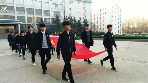山東人民專修學(xué)院有計(jì)算機(jī)專業(yè)嗎？學(xué)校怎么樣？